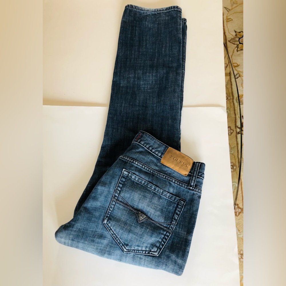 Guess, Men’s 34/32, Ultra Slim McCrae Fit, Lightweight Jeans, GUC